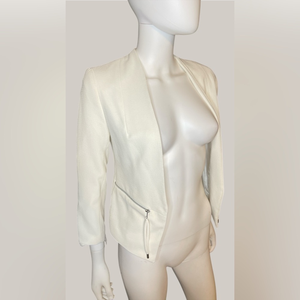 Elegant White Women's Blazer